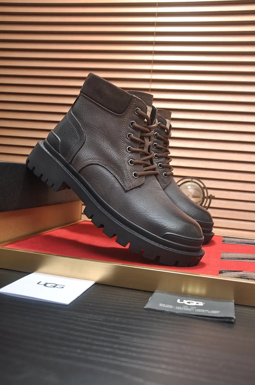 Men's shoes 💰640💶 [UGG] (full wool lining) top-end high-quality fur-in-one warm snow boots from Australia's warm luxury brand men's shoes, UGG-5877 official website synchronized, made of imported cowhide, carefully sewn...Imported rubber foam outsole (comfortable, soft, wear-resistant) The quality is really great...Exquisite workmanship, you can't put it down at first sight, available in sizes 39-44